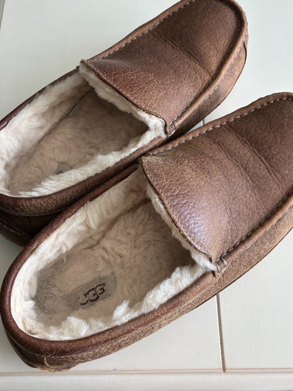 UGG Men's slippers